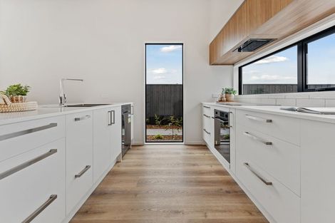 Photo of property in 10 Burkett Street, Marshland, Christchurch, 8051