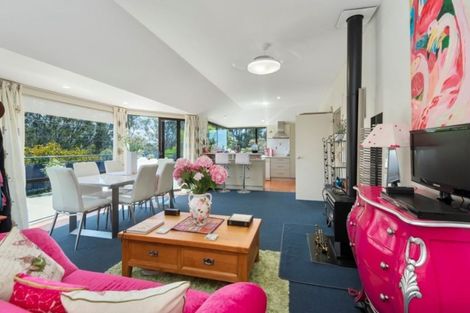 Photo of property in 13a Parau Avenue, Diamond Harbour, 8972