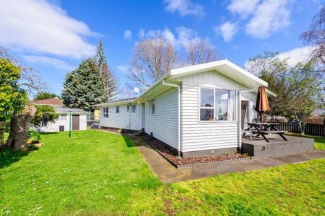 Photo of property in 1 Ronald Place, Manurewa, Auckland, 2102