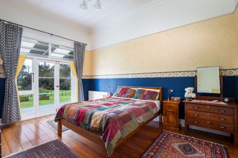 Photo of property in 1 Kahikatea Street, Inglewood, 4330