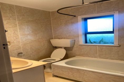 Photo of property in 2/29 Shirley Avenue, Papakura, 2110