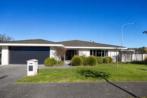 Photo of property in 2 Fern Grove, Taradale, Napier, 4112
