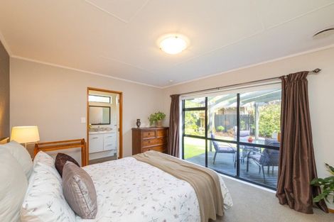 Photo of property in 9 Delta Place, Milson, Palmerston North, 4414