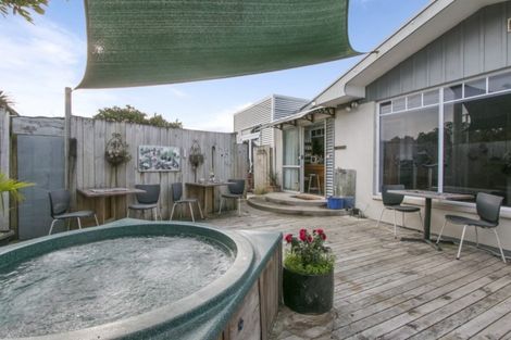 Photo of property in 2 Major Street, Katikati, 3129