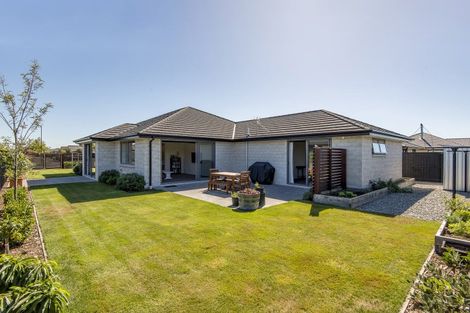 Photo of property in 76 Aviemore Drive, Marshland, Christchurch, 8083