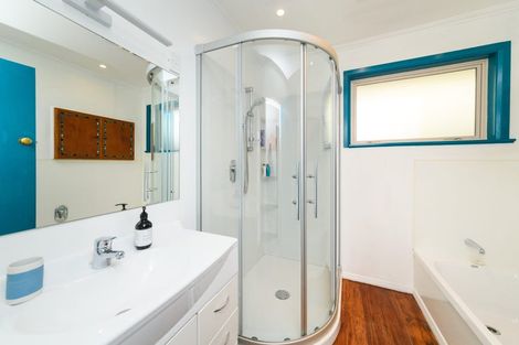 Photo of property in 39 Lincoln Terrace, Hokowhitu, Palmerston North, 4410