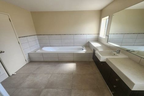 Photo of property in 12 Tivoli Court, Flat Bush, Auckland, 2019