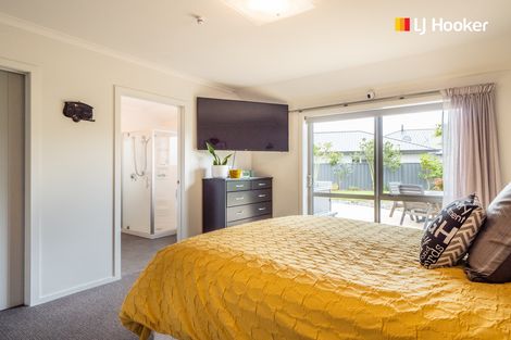 Photo of property in 22 William James Close, Mosgiel, 9024