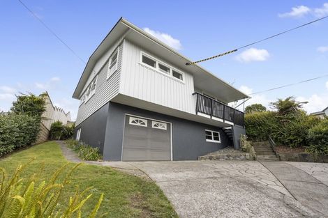 Photo of property in 51 Tarahua Road, Welbourn, New Plymouth, 4310