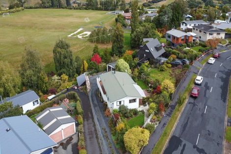 Photo of property in 20 Estuary Crescent, Fairfield, Dunedin, 9018