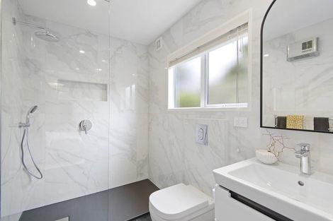 Photo of property in 114a Clyde Road, Ilam, Christchurch, 8041