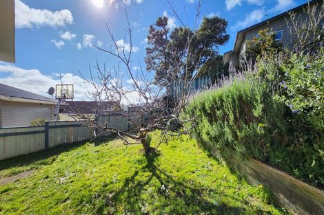 Photo of property in 7 Chisbury Street, Churton Park, Wellington, 6037