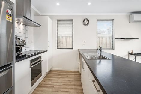 Photo of property in 14 George West Square West, Wigram, Christchurch, 8025