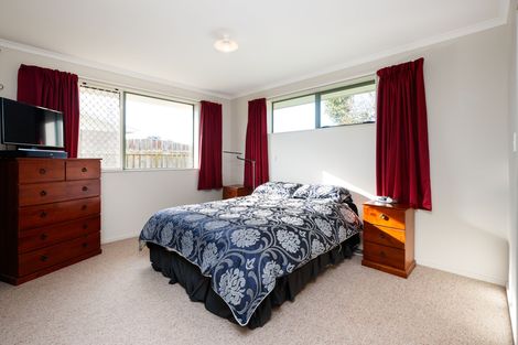 Photo of property in 2a Ronberg Street, Highbury, Palmerston North, 4412