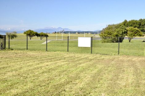Photo of property in 50 Huka Heights Drive, Rangatira Park, Taupo, 3330