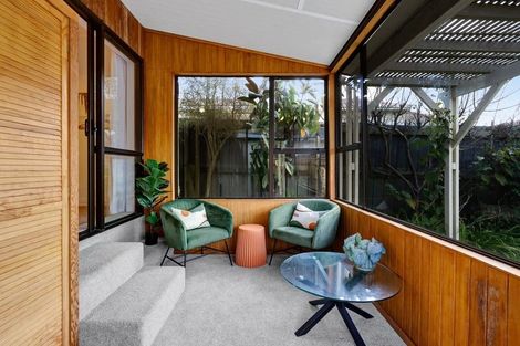 Photo of property in 42 Gaine Street, New Plymouth, 4310