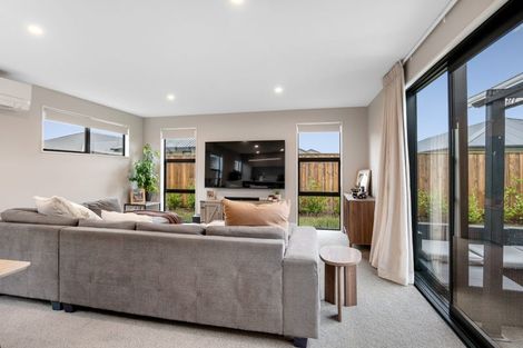 Photo of property in 9 Coney Place, Rolleston, 7614