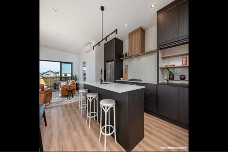 Photo of property in 30 Sands Road, Glenbervie, 0173