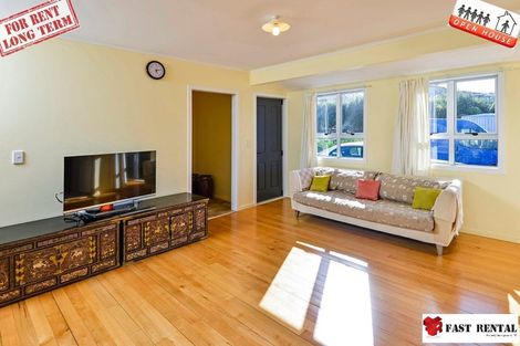 Photo of property in 17 Celeste Place, Totara Vale, Auckland, 0627