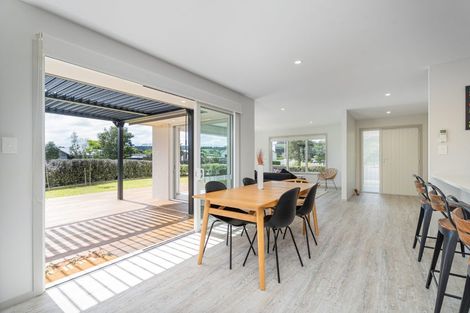Photo of property in 37 Longreach Drive, Cooks Beach, Whitianga, 3591