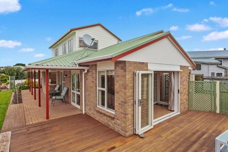 Photo of property in 21 The Glebe, Coastlands, Whakatane, 3120