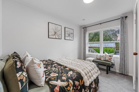Photo of property in 25a Hewlett Road, Massey, Auckland, 0614