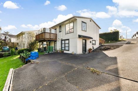Photo of property in 49 Pupuke Road, Birkenhead, Auckland, 0627