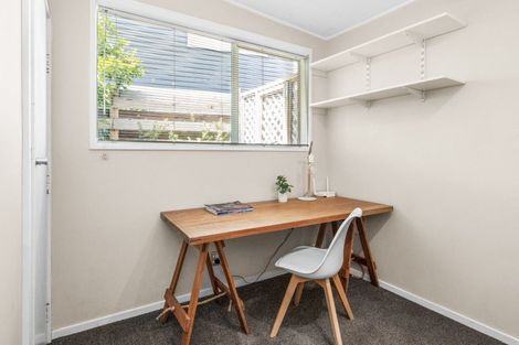 Photo of property in 31 Tauroa Road, Havelock North, 4130