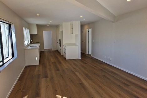 Photo of property in 12 Westergrove Place, West Harbour, Auckland, 0618