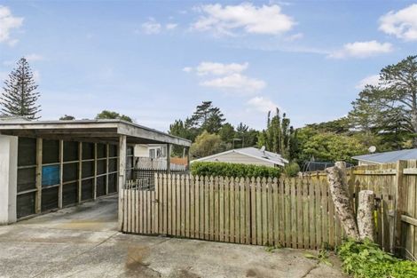 Photo of property in 1/95 Hobsonville Road, West Harbour, Auckland, 0618