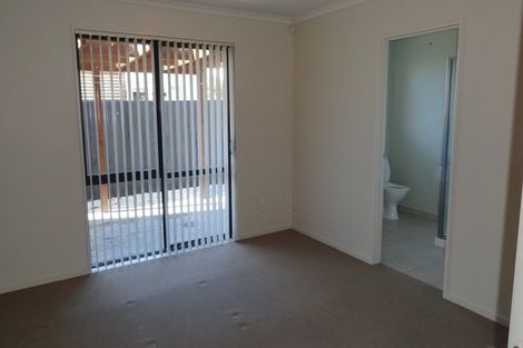 Photo of property in 19 Mataroa Place, Parklands, Christchurch, 8083