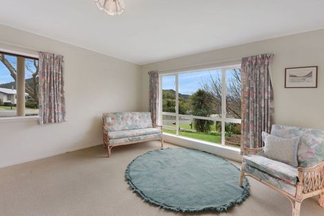 Photo of property in 34 Moana View Road, Waikawa, Picton, 7220