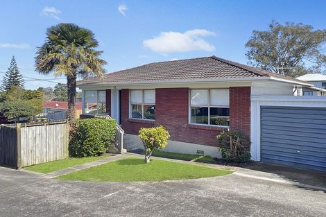 Photo of property in 1/11 Manuka Road, Bayview, Auckland, 0629
