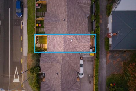 Photo of property in 5/1a Royal View Road, Te Atatu South, Auckland, 0610