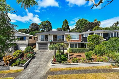 Photo of property in 8 Hamlet Place, Pukekohe, 2120
