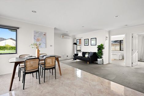 Photo of property in 2 Capricorn Place, Rototuna North, Hamilton, 3210