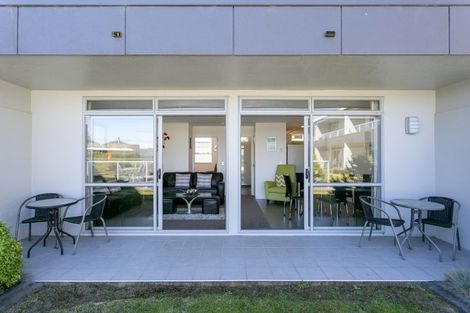 Photo of property in 5/300 Lake Terrace, Two Mile Bay, Taupo, 3330