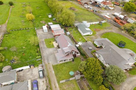 Photo of property in 32 Pioneer Highway, Awapuni, Palmerston North, 4412