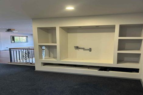 Photo of property in 14 Bush View Lane, Northcote Point, Auckland, 0627