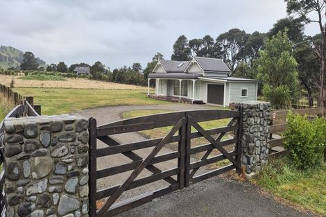 Photo of property in 24-26 Bucks Road, Tauwharenikau, Featherston, 5773