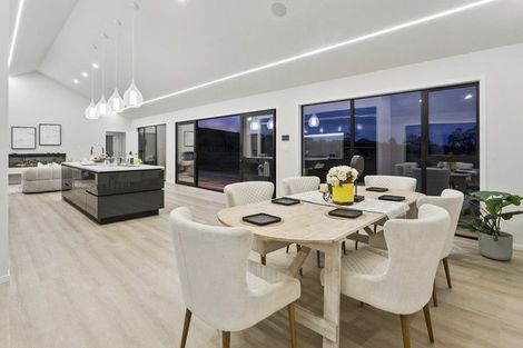 Photo of property in 1 Piwari Lane, Taupaki, 0782