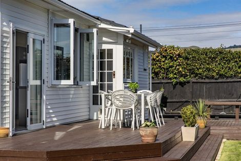 Photo of property in 97 Barrington Street, Somerfield, Christchurch, 8024