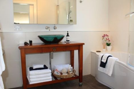 Photo of property in 211 Patons Rock Road, Patons Rock, Takaka, 7182