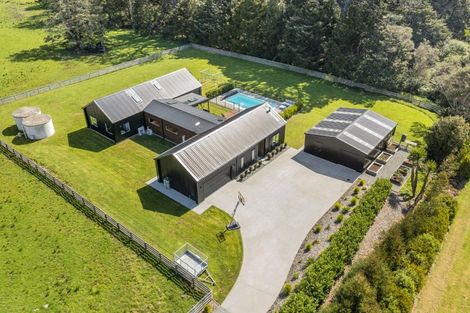 Photo of property in 355 Waitoki Road, Waitoki, Kaukapakapa, 0871