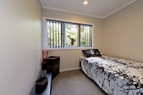 Photo of property in 19 Kohu Road, Titirangi, Auckland, 0604
