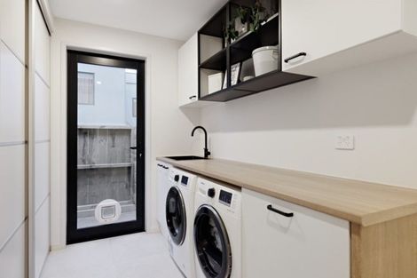 Photo of property in 18 Motiti Road, Papamoa Beach, Papamoa, 3118