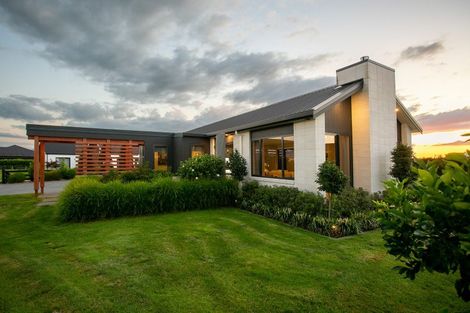 Photo of property in 75 Baxter Michael Crescent, Cambridge, 3434