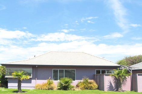 Photo of property in 4 Ballance Street, Waimairi Beach, Christchurch, 8083