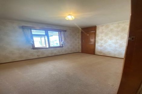 Photo of property in 16 Middlepark Road, Sockburn, Christchurch, 8042