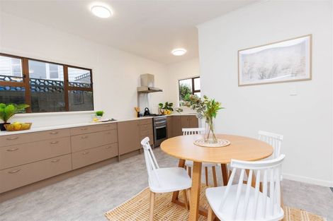 Photo of property in 104 Wexford Road, Miramar, Wellington, 6022